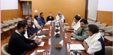 Congress Adopts Collective Leadership Strategy for Upcoming Kerala Assembly Election