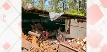 Wild Elephants Destroy House in Suryanelli Idukki