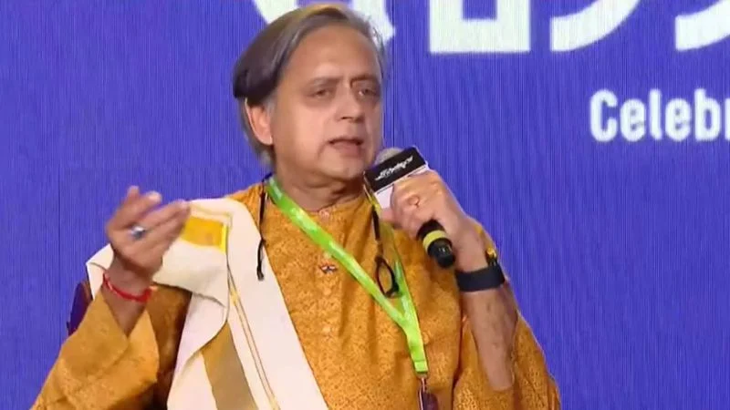 shashi tharoor