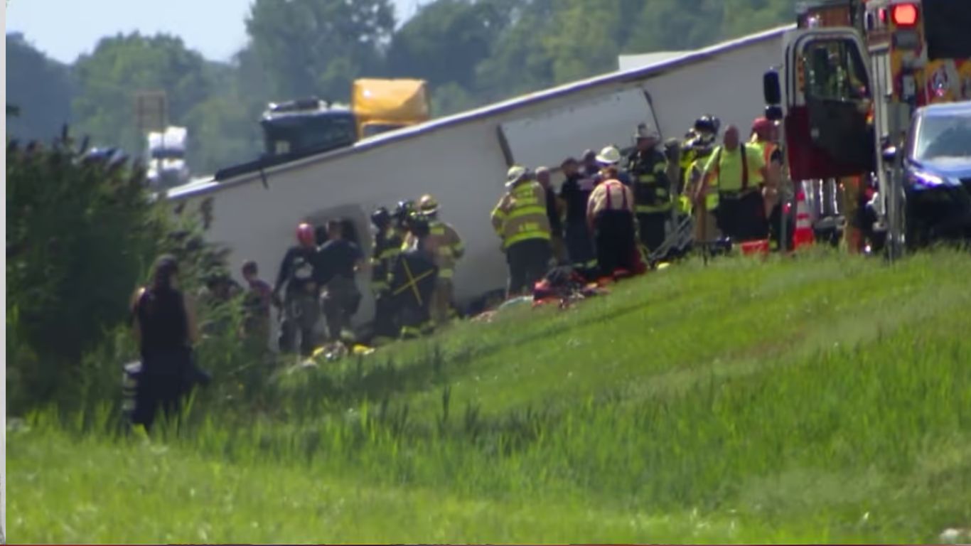 five-dead-in-new-york-bus-crash