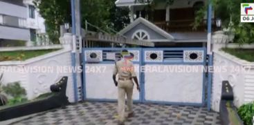 Food poisoning in private hostel in Kochi; About 10 girls were admitted to the hospital