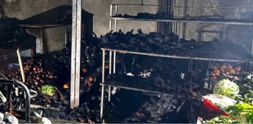 Massive Fire Breaks Out at Vegetable Shop in Mala Kuzhur