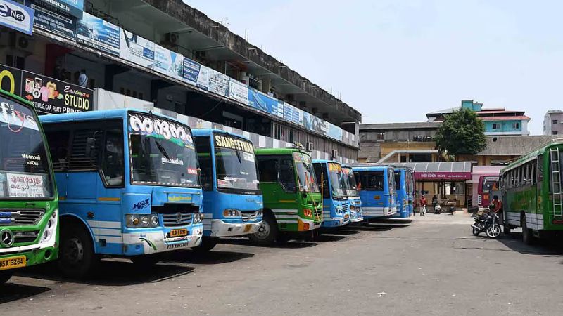 private bus
