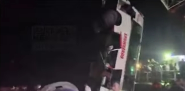 16 Killed as Bus Plunges into Padma River in Bangladesh