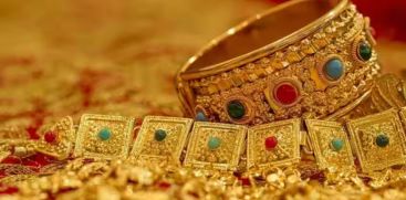 Record jump in gold prices; Pavan increased by Rs 400 to Rs 51,680