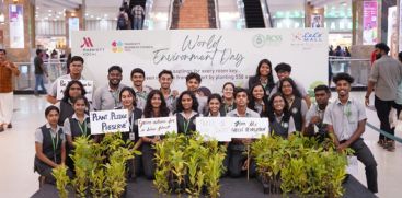 RAJAGIRI COLLEGE STUDENTS DELIVER PLANTS TO GENERAL PEOPLE ON ENVIRONMENT DAY