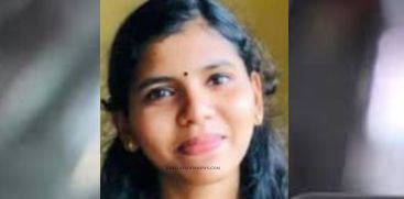YOUNG WOMEN FOUND HANGED IN KANJANGAD 