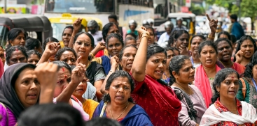 ASHA Workers Campaign Against Govt