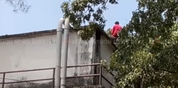 Rescue Operation Underway near Kozhikode Medical College After Man Climbs Water Tank