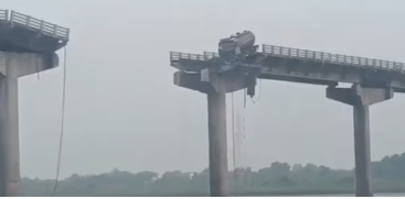 Gambhira Bridge Collapses in Gujarat