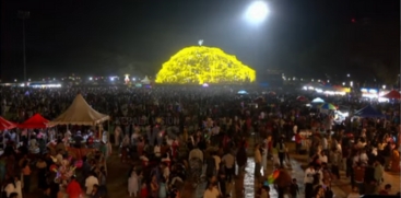 World Prepares to Welcome New Year