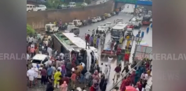 Several Injured as Tourist Bus Overturns in Kerala's Kuttippuram