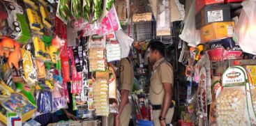 Theft at a commercial establishment in Adimali 