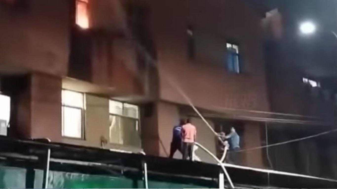 Fire breaks out in ICU of Jaipur hospital